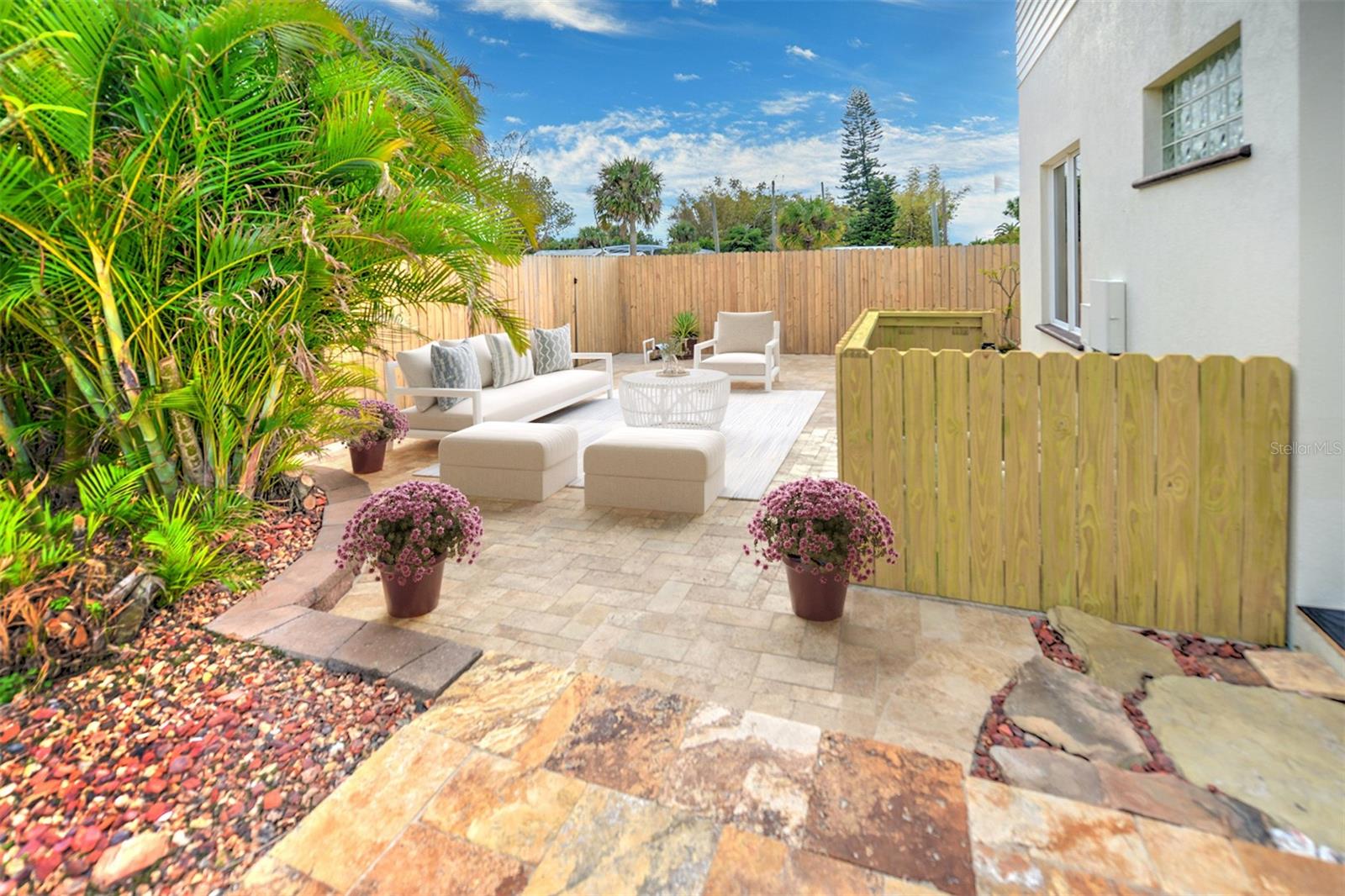 PORT ORANGE BEACH - Residential