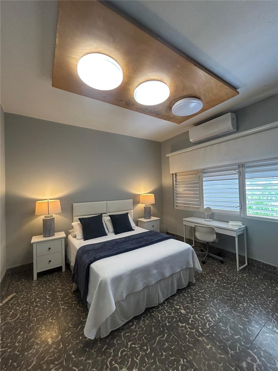 CALLE MIRSONIA - Residential
