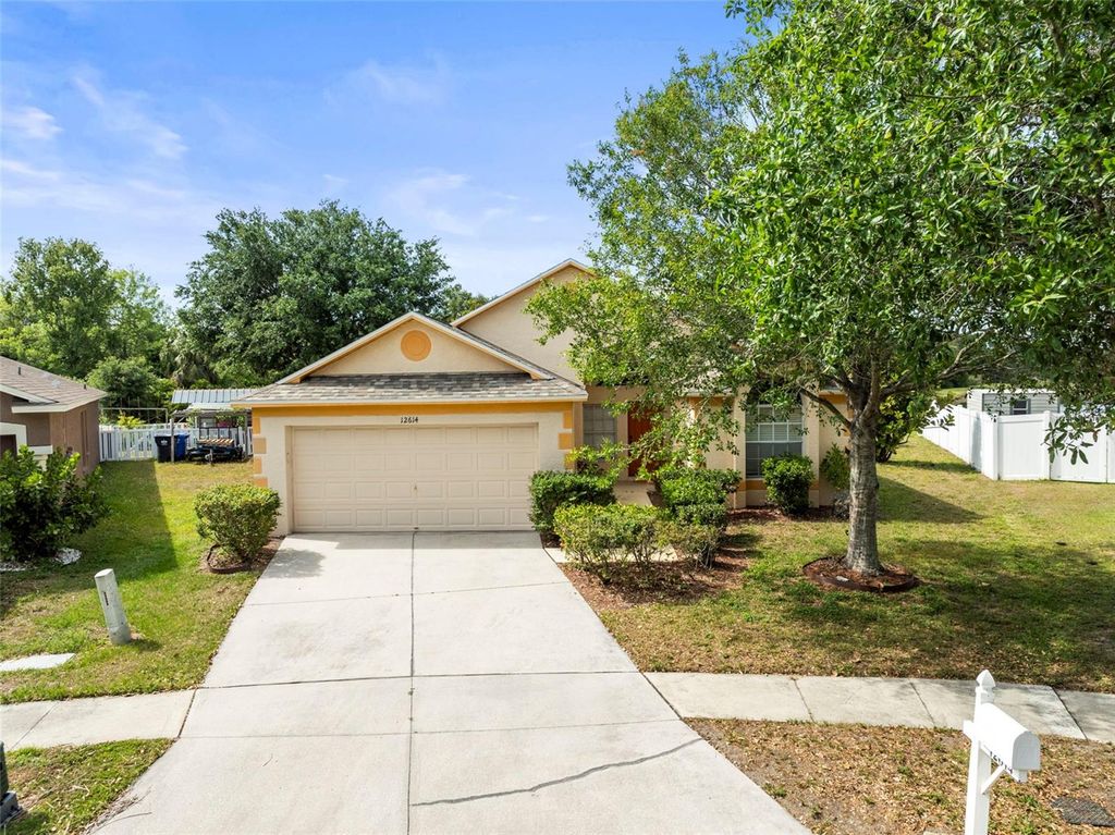 Photo of 12614 Kings Lake Drive, Gibsonton, FL 33534 (MLS # TB8378176)