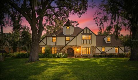 Photo of 2214 Thonotosassa Road, Plant City, FL 33563 (MLS # TB8418017)