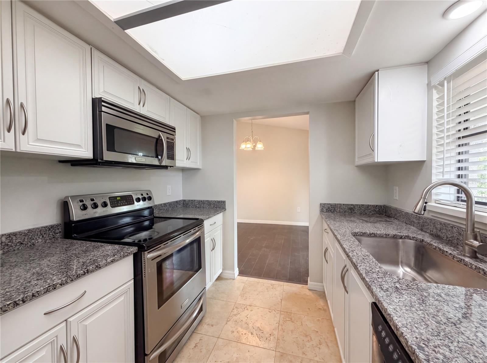 SHADY GROVE - Residential