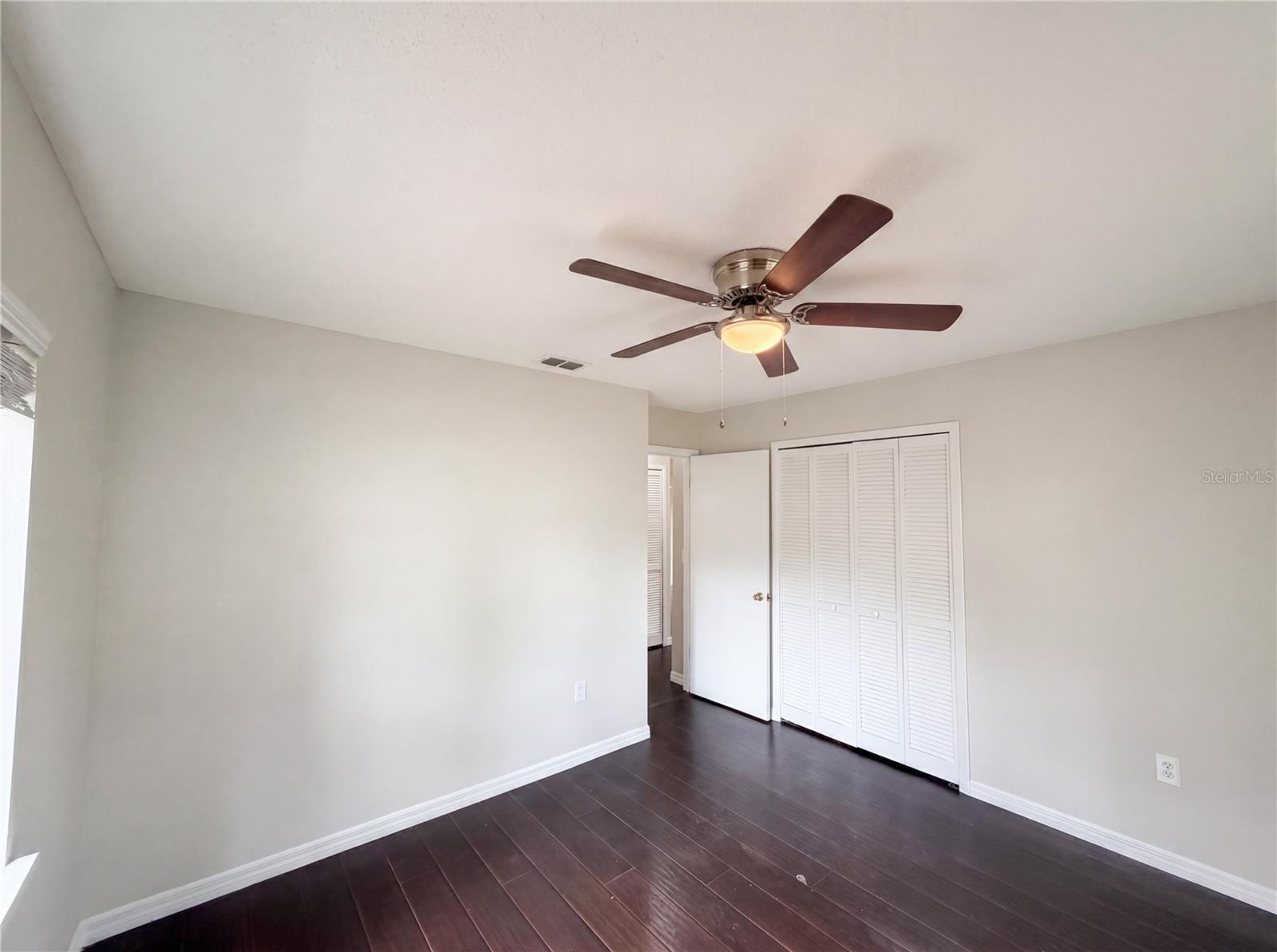 SHADY GROVE - Residential