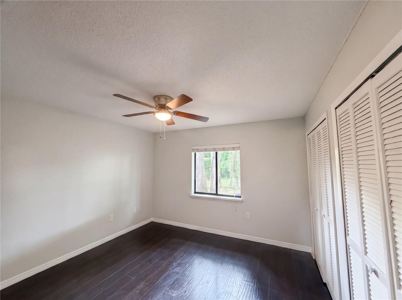 SHADY GROVE - Residential