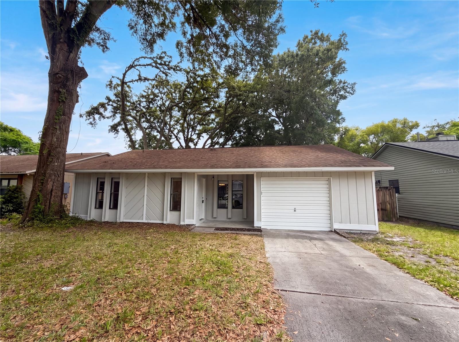 SHADY GROVE - Residential