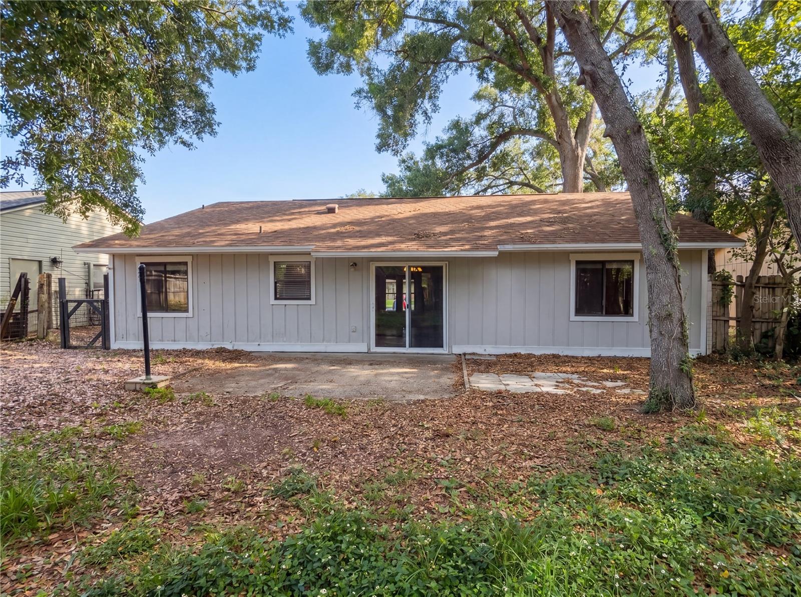 SHADY GROVE - Residential