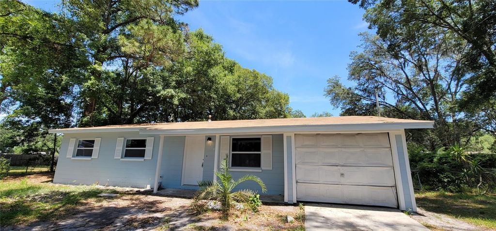 Photo of 3819 NE 13th Street, Gainesville, FL 32609 (MLS # GC534856)
