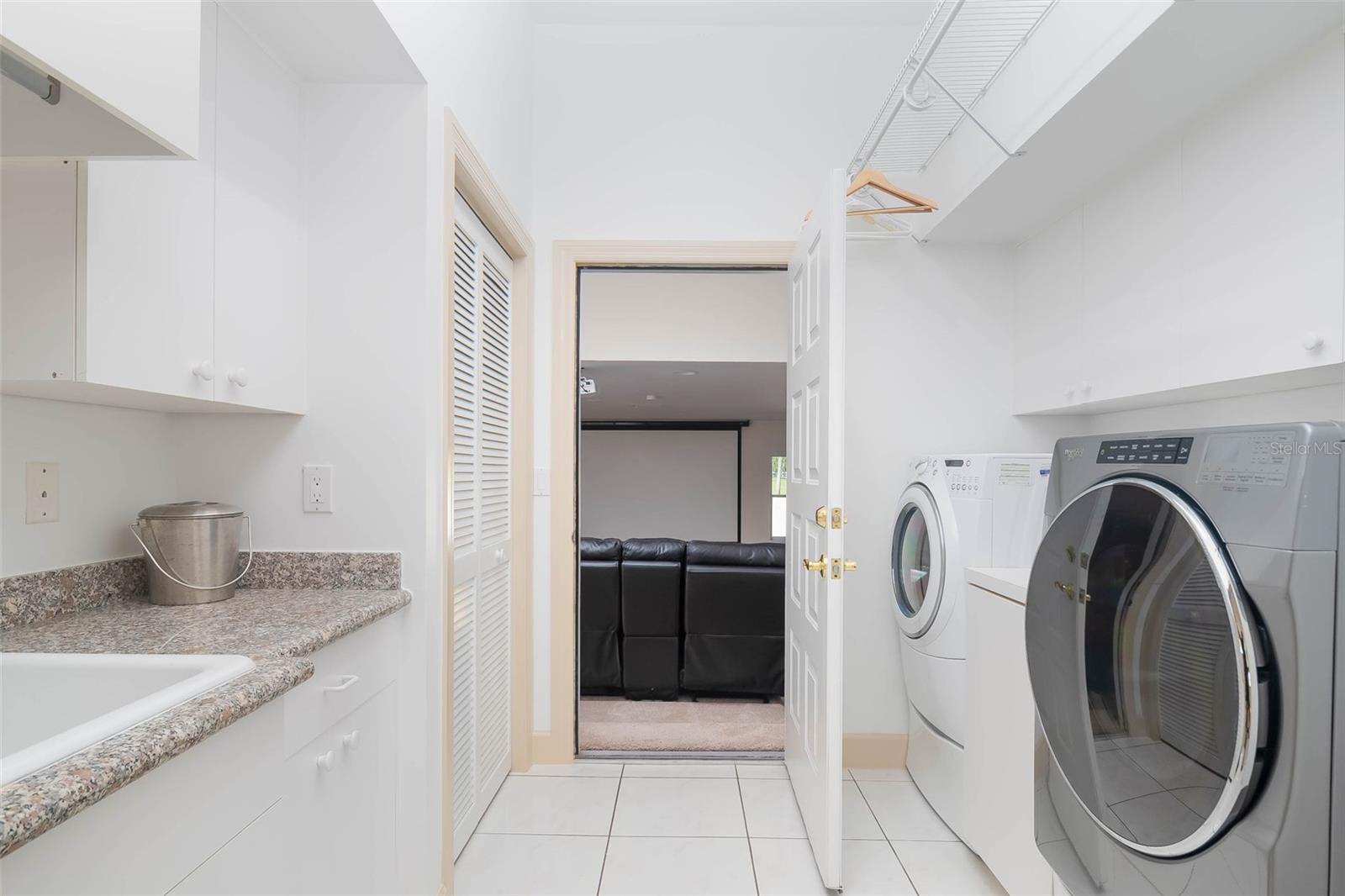 ACREAGE & UNREC - Residential