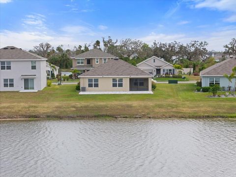 A home in PALMETTO