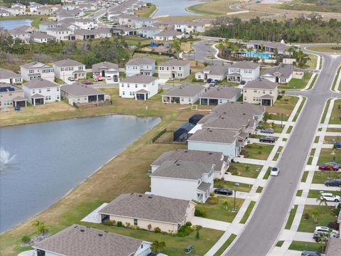 A home in PALMETTO