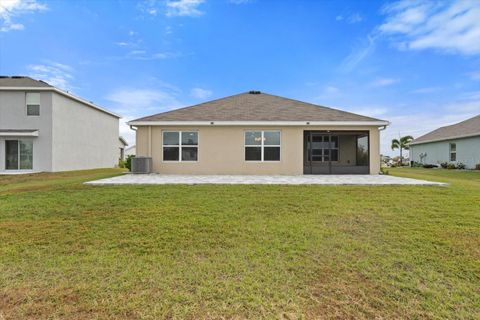 A home in PALMETTO