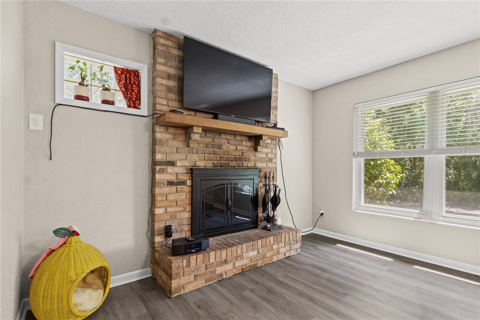 NEIGHBORHOOD 5102 - Residential