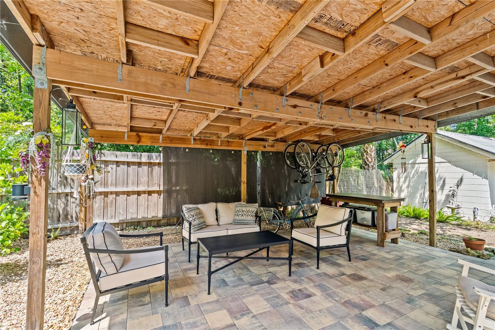 NEIGHBORHOOD 5102 - Residential