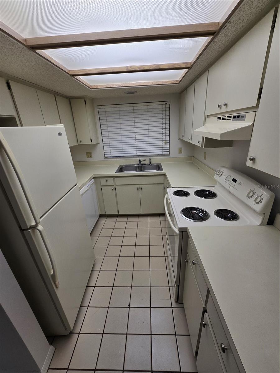 IDLE FOREST - Residential Lease