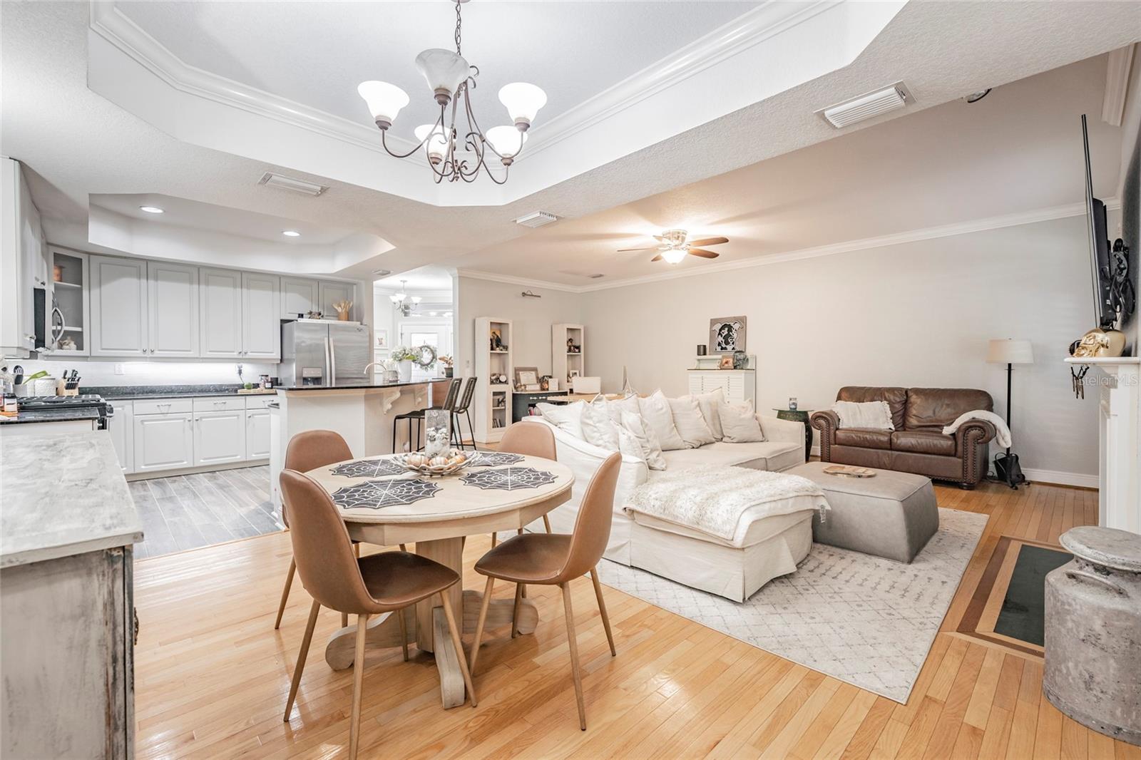 BAYSHORE TRAILS TWNHMS - Residential Lease