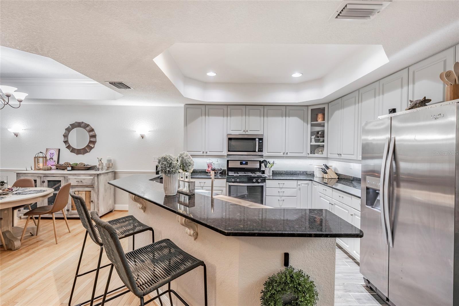 BAYSHORE TRAILS TWNHMS - Residential Lease