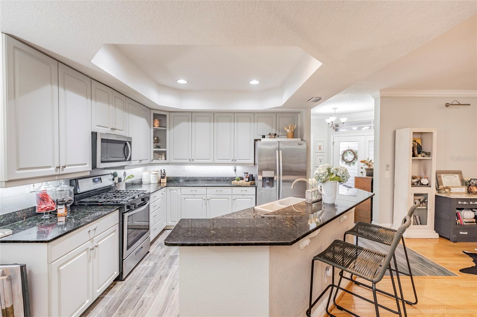 BAYSHORE TRAILS TWNHMS - Residential Lease