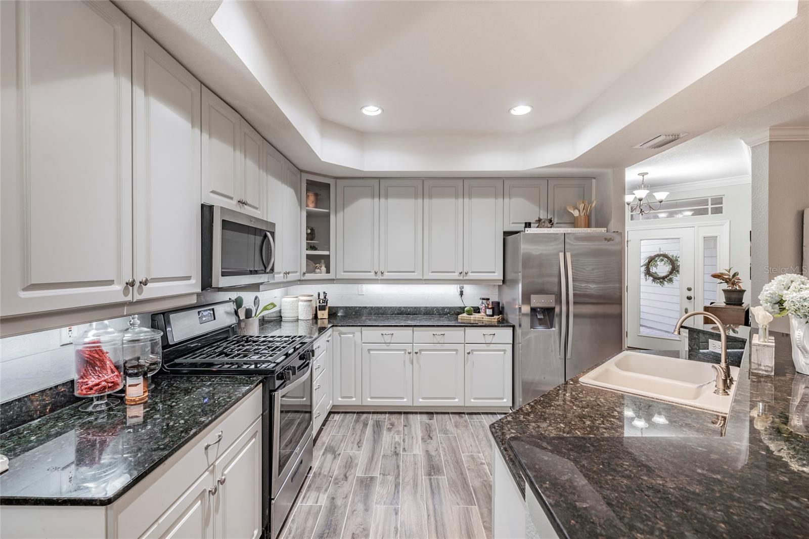 BAYSHORE TRAILS TWNHMS - Residential Lease