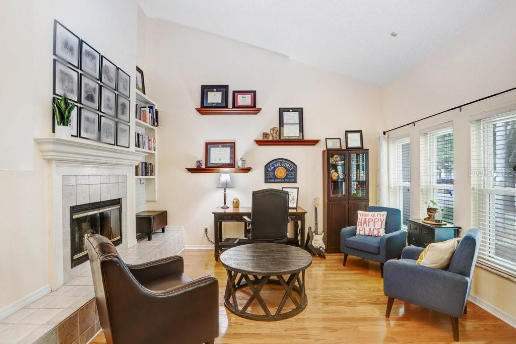 TAMPA PALMS UNIT 3B A REP - Residential