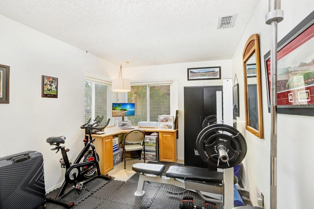 TAMPA PALMS UNIT 3B A REP - Residential