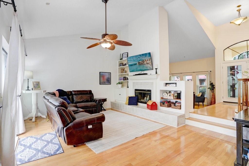 TAMPA PALMS UNIT 3B A REP - Residential