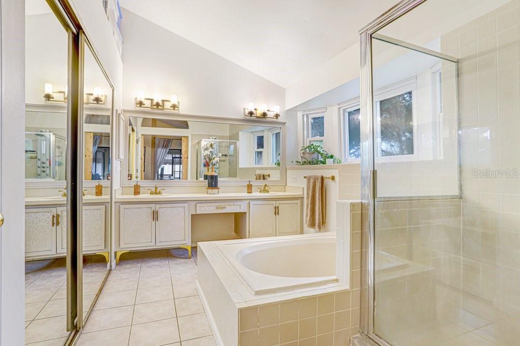 TAMPA PALMS UNIT 3B A REP - Residential