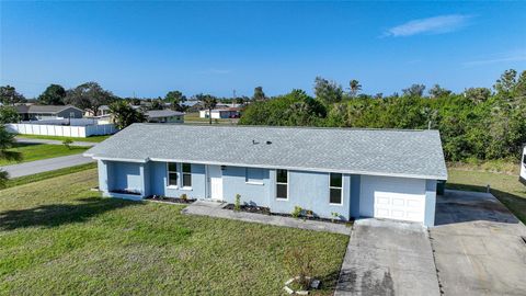 A home in PORT CHARLOTTE