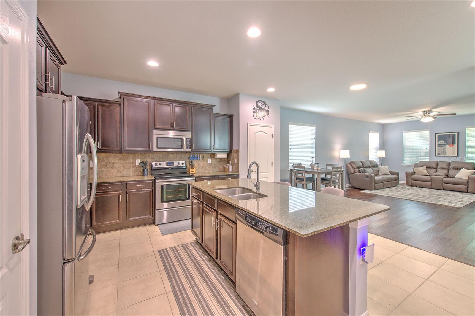 MAGNOLIA PARK CENTRAL PH A - Residential