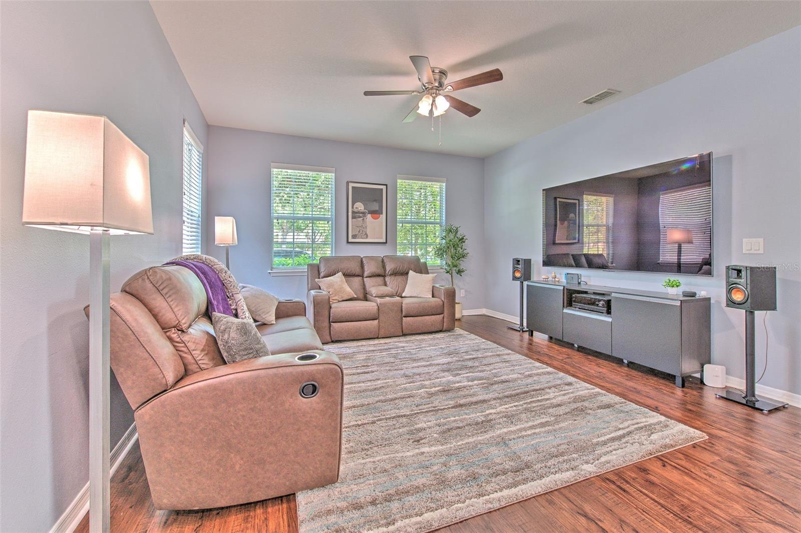 9033 ASPEN HOLLOW PLACE