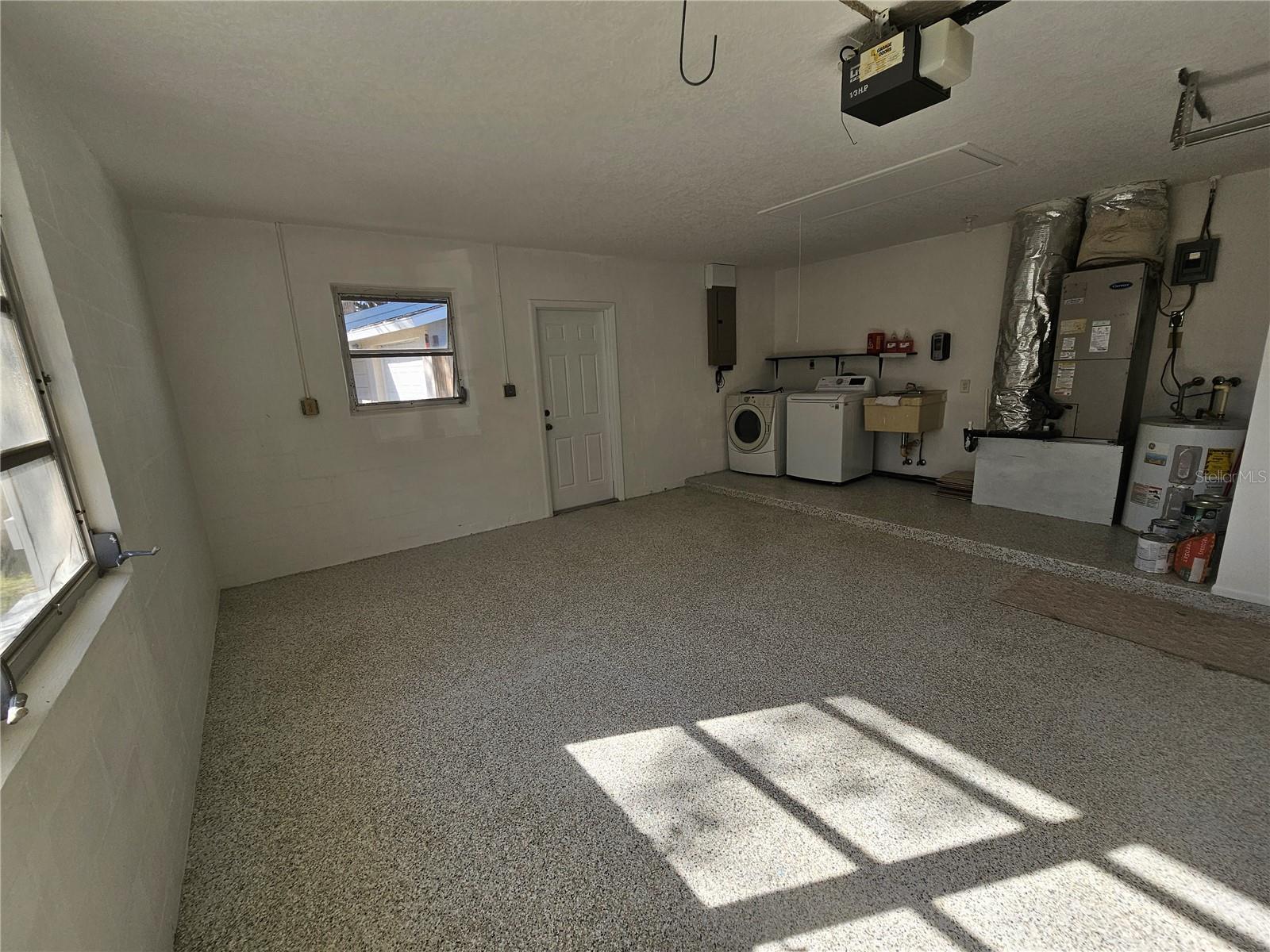 BRENTWOOD ESTATES - Residential Lease