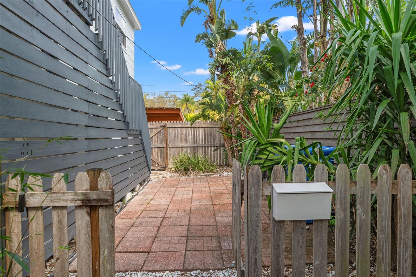 BARNARD ERASTUS A S REV SUB - Residential