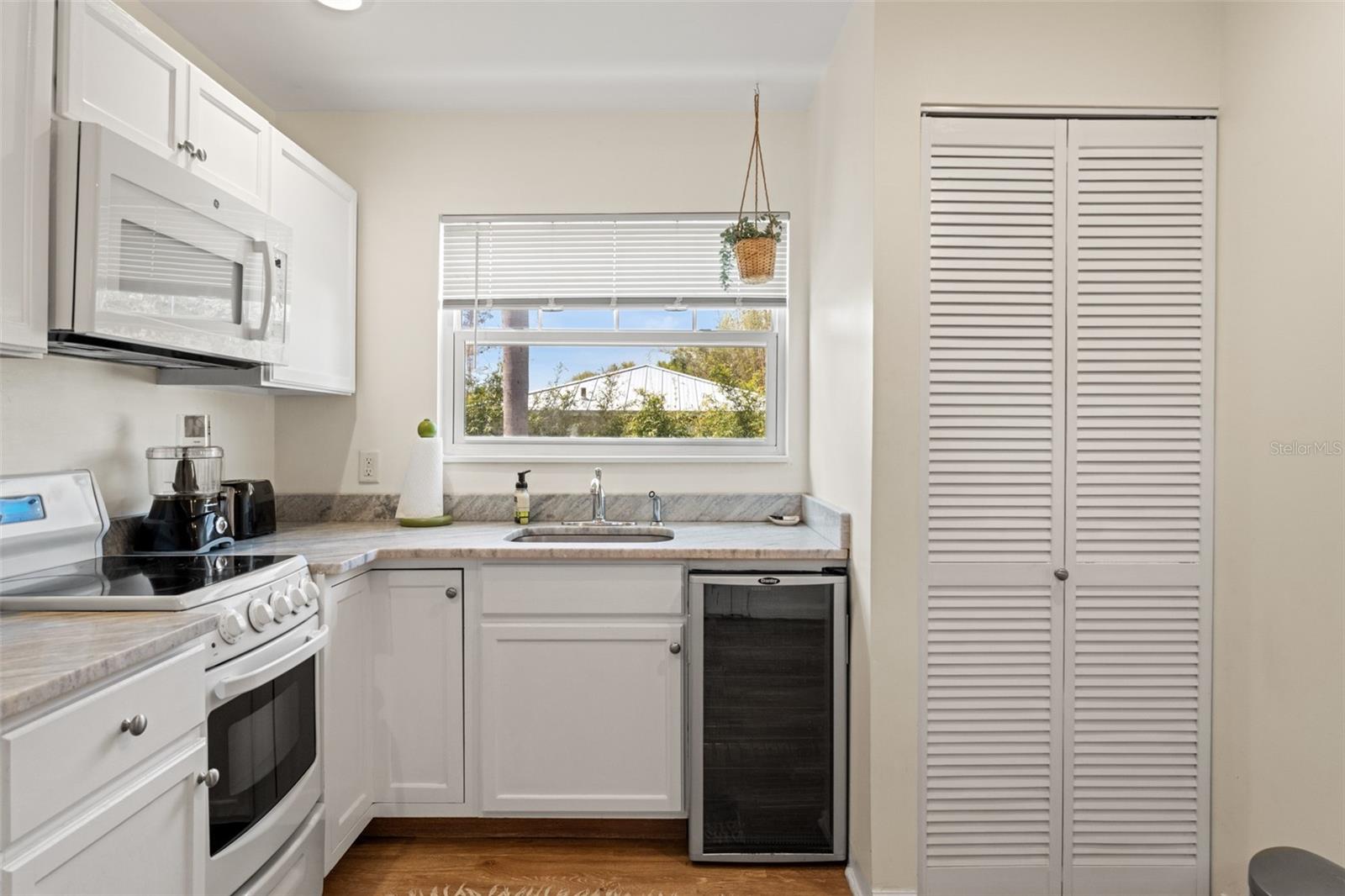 BARNARD ERASTUS A S REV SUB - Residential