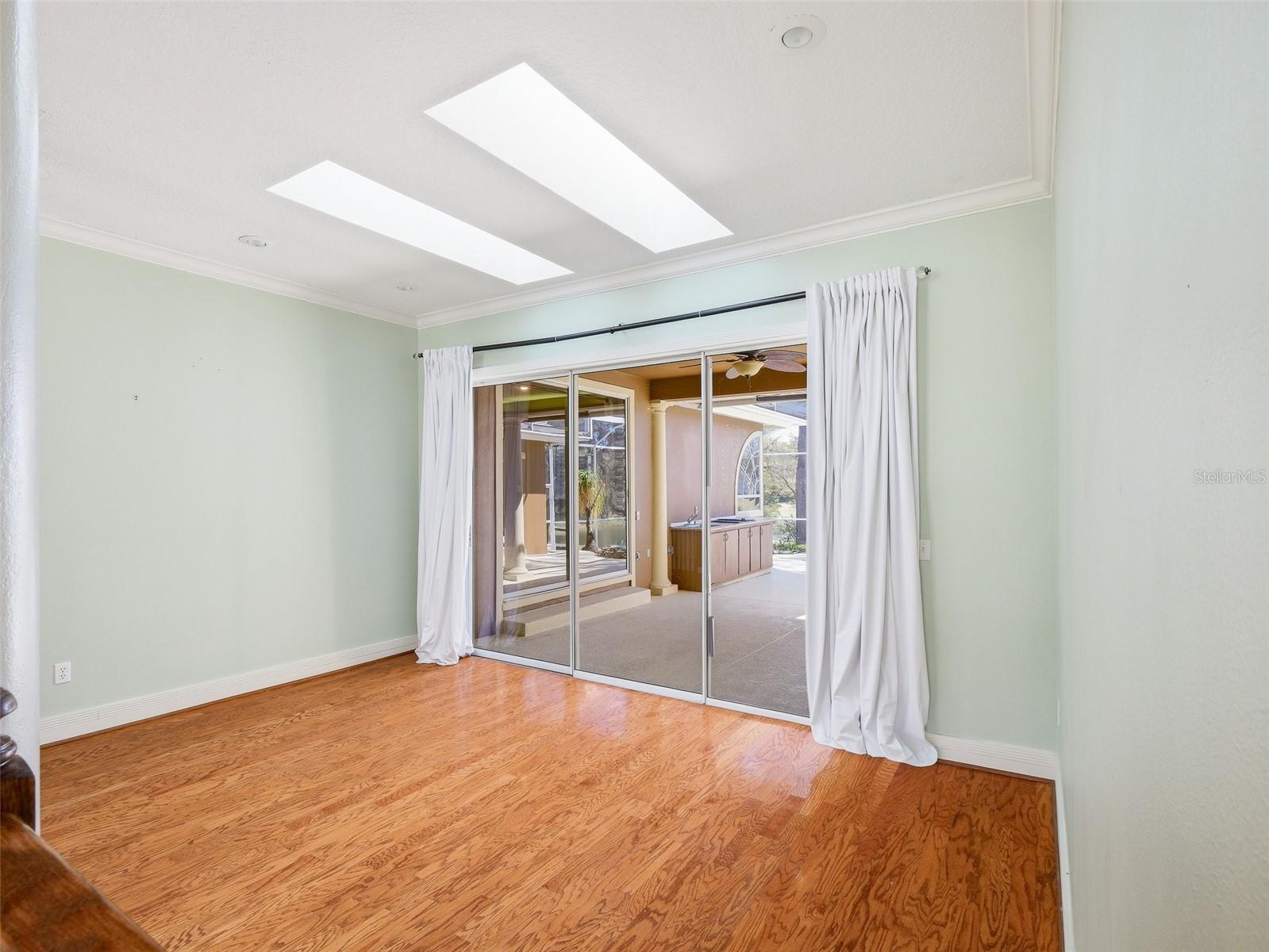 ERROL ESTATE - Residential