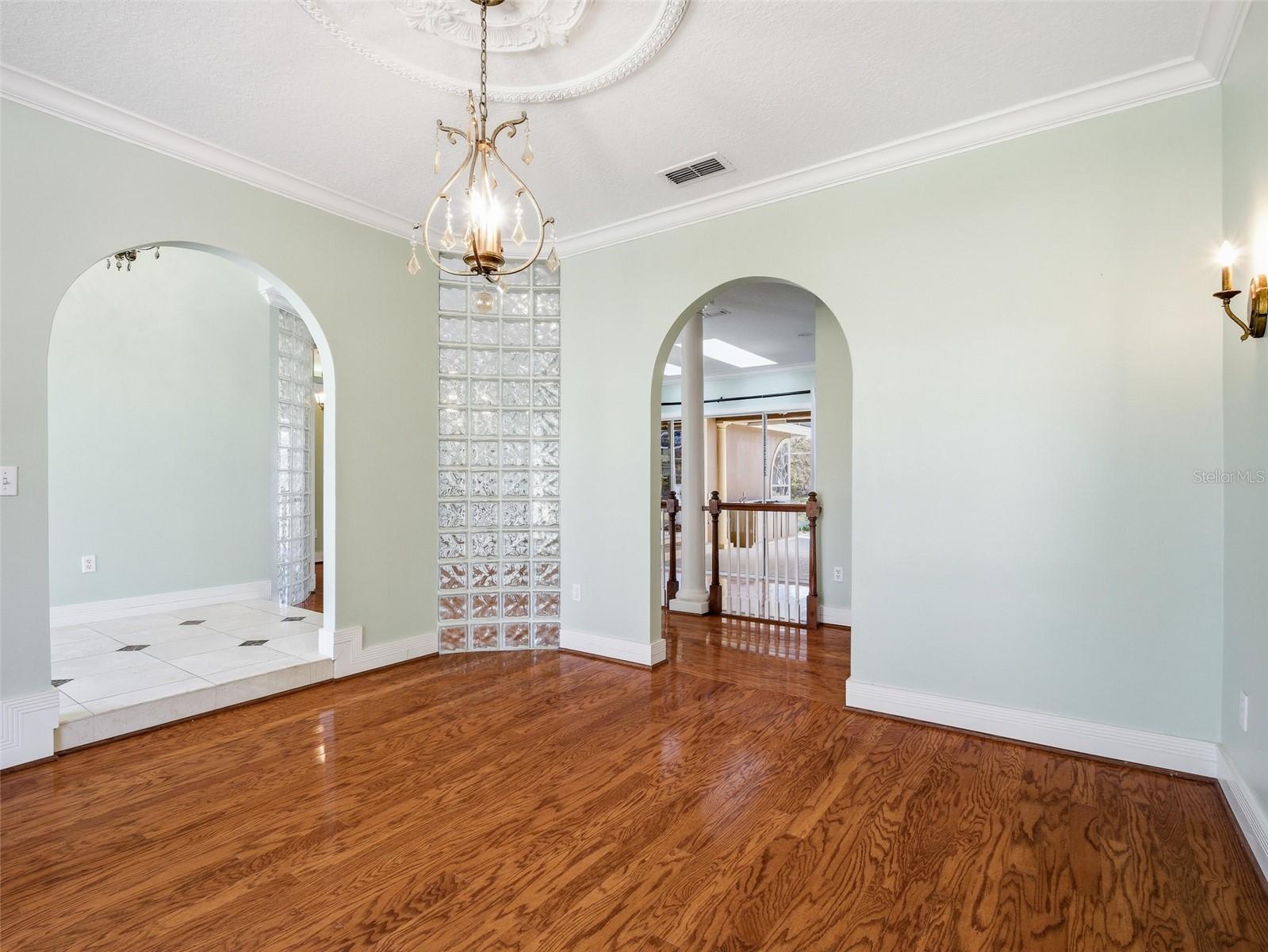 ERROL ESTATE - Residential