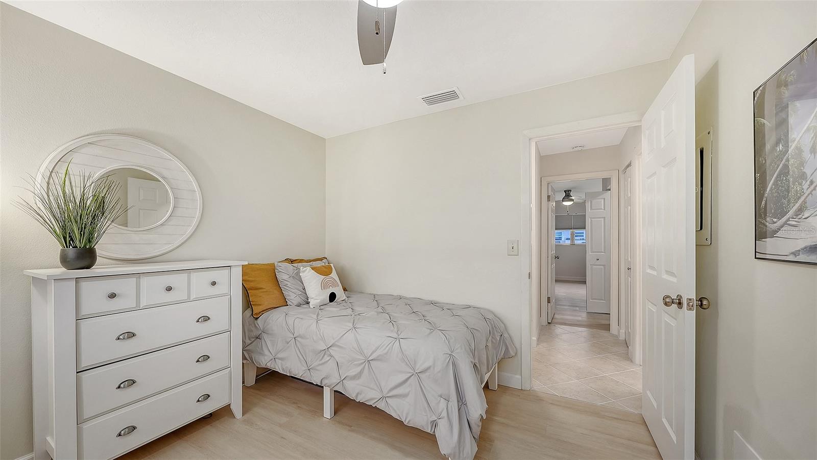 PARKWAY VILLAS - Residential