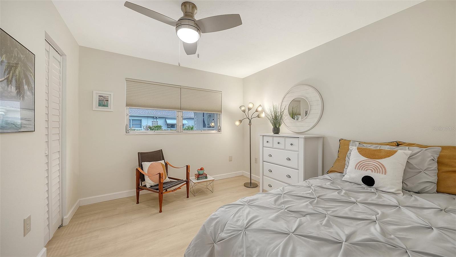 PARKWAY VILLAS - Residential