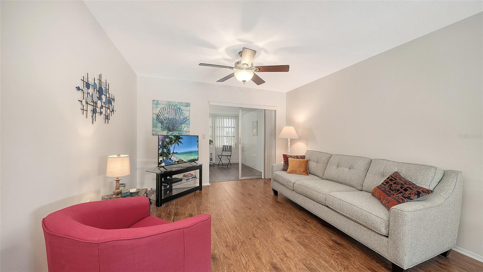 PARKWAY VILLAS - Residential