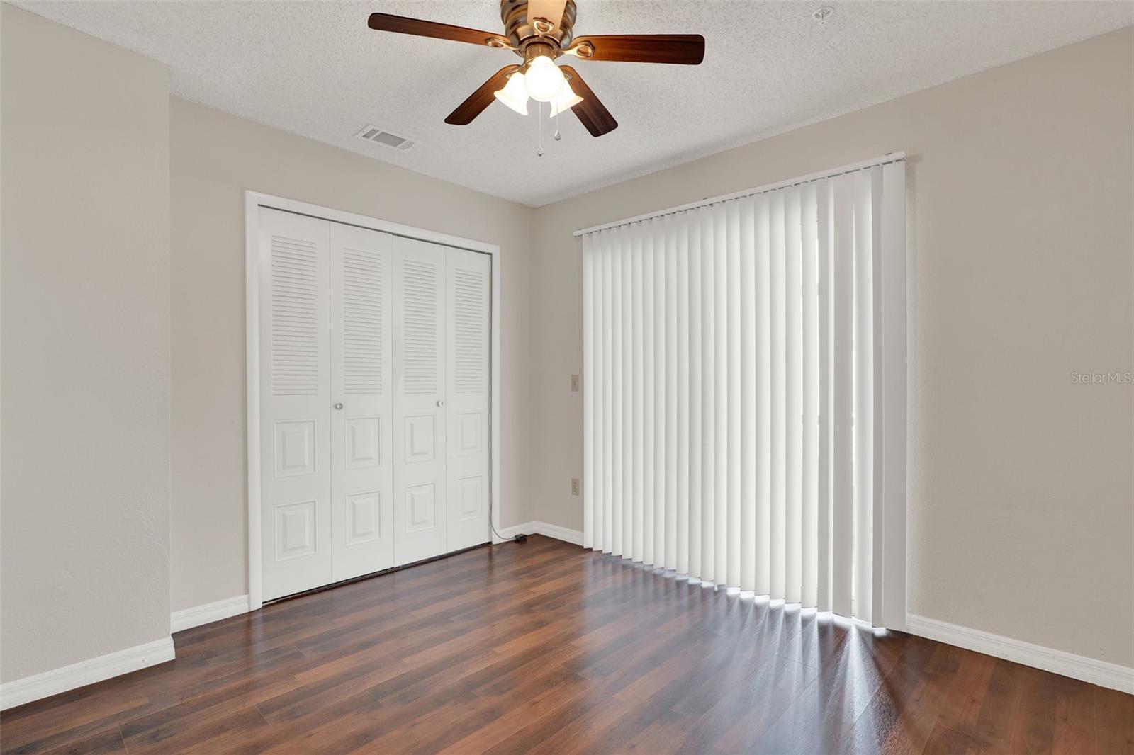 HUNTERS CHASE CONDO PH 1 - Residential