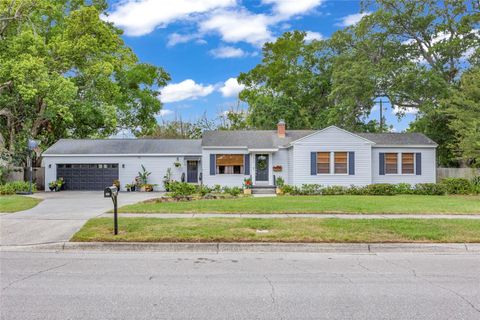 Photo of 408 S Boyd Street, Winter Garden, FL 34787 (MLS # O6394810)