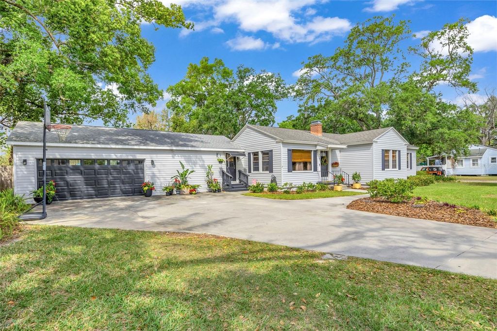 Photo of 408 S Boyd Street, Winter Garden, FL 34787 (MLS # O6394810)