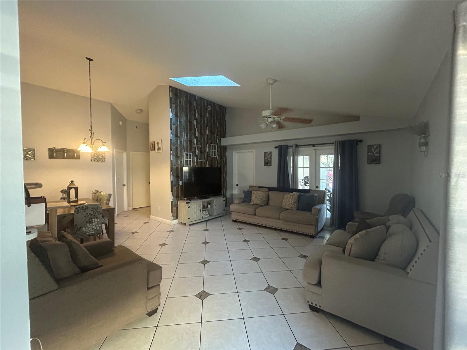 STONEBRIDGE PH 03 - Residential
