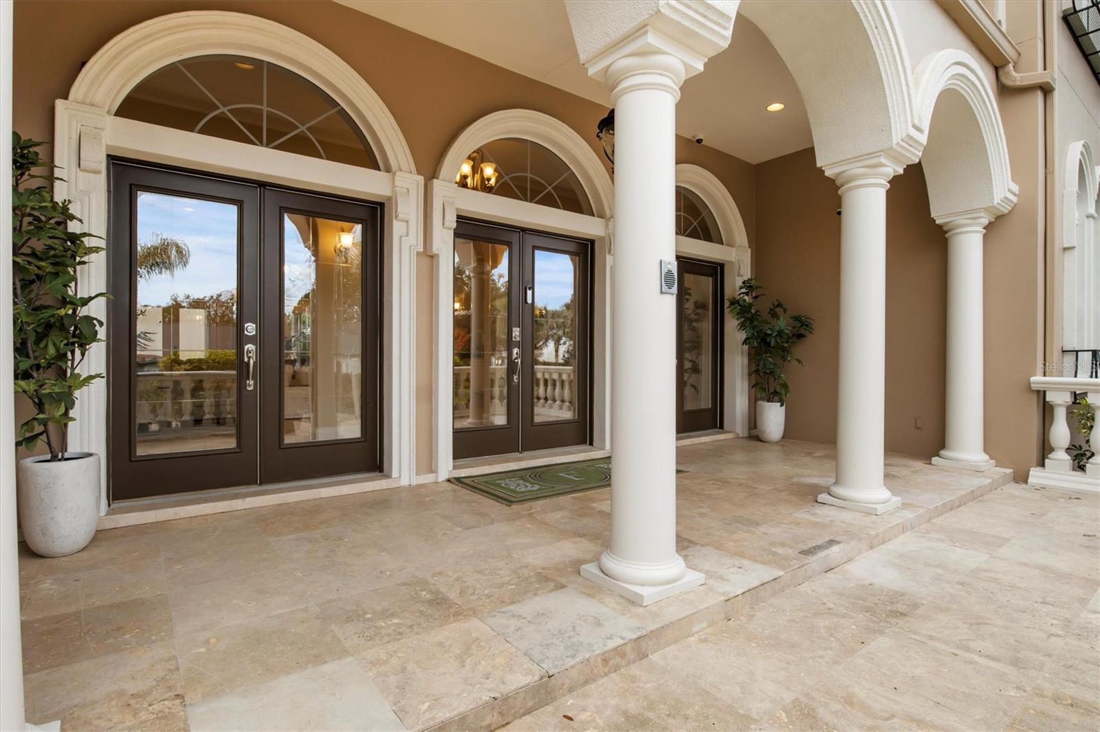 1665 BLUE HERON LANE