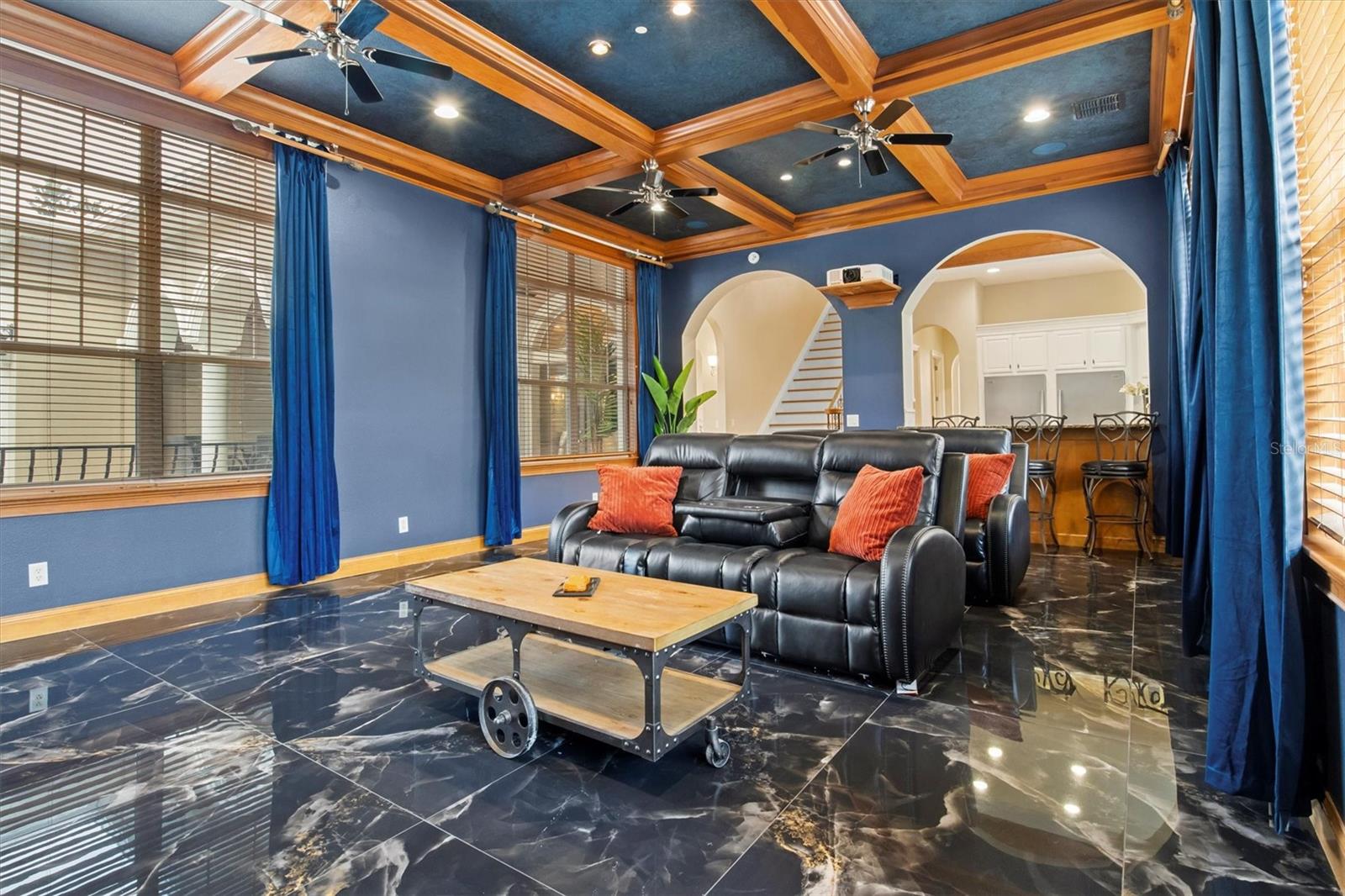 ACREAGE - Residential