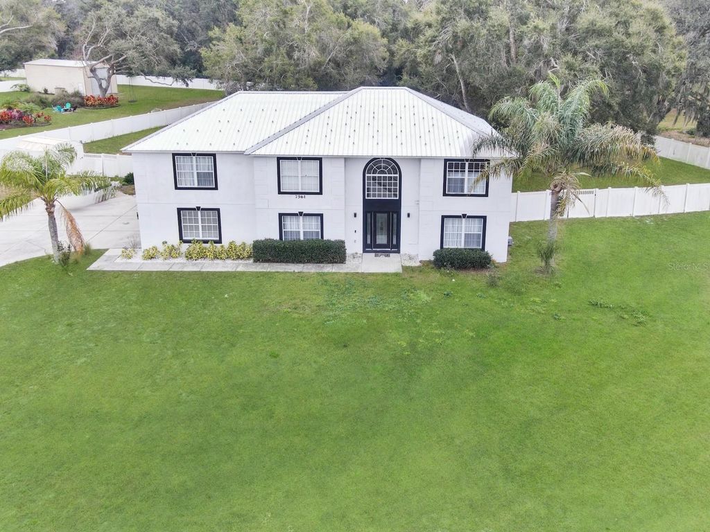 Photo of 7561 Lake Andrea Circle, Mount Dora, FL 32757 (MLS # S5149424)