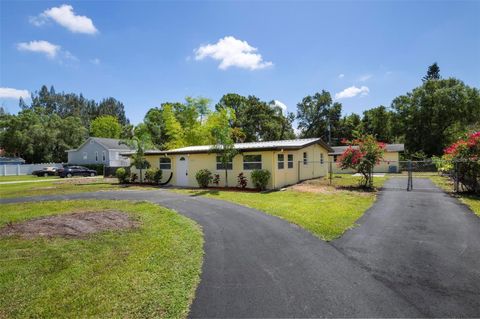 1923 45TH STREET COURT E BRADENTON FL 34208
