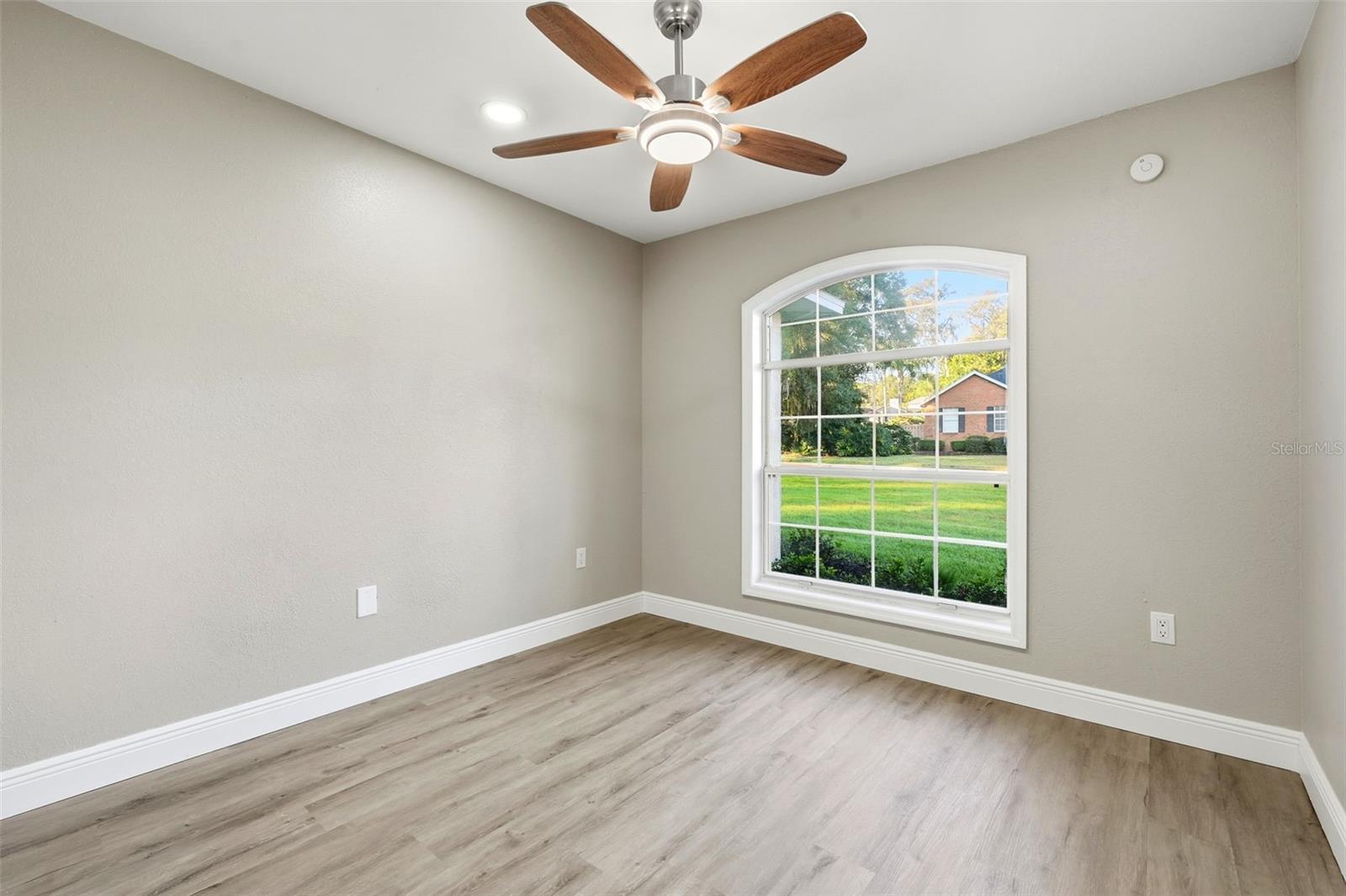 ROSEWOODS - Residential