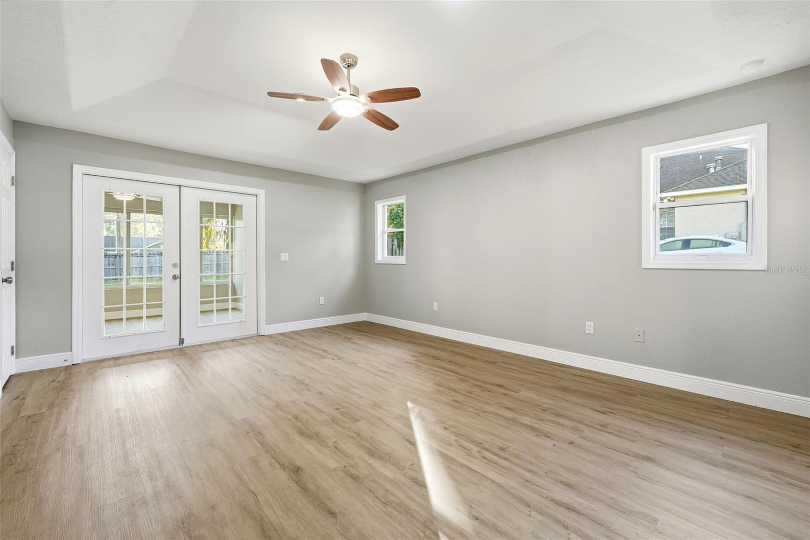 ROSEWOODS - Residential