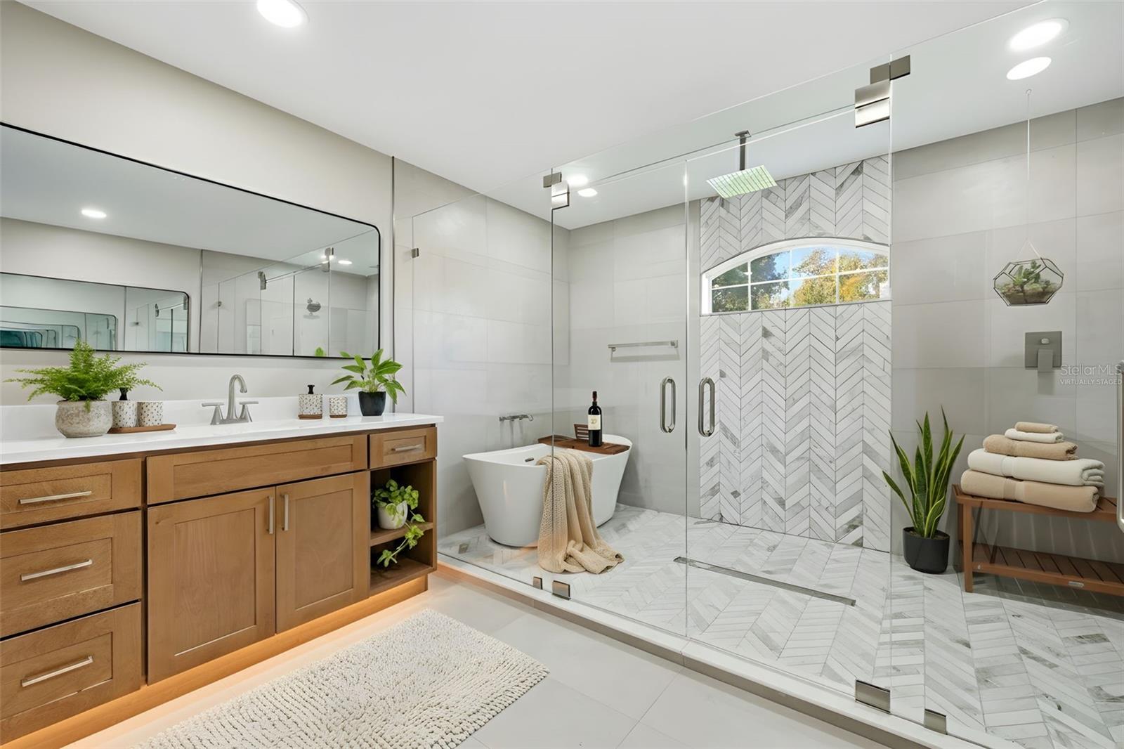 ROSEWOODS - Residential