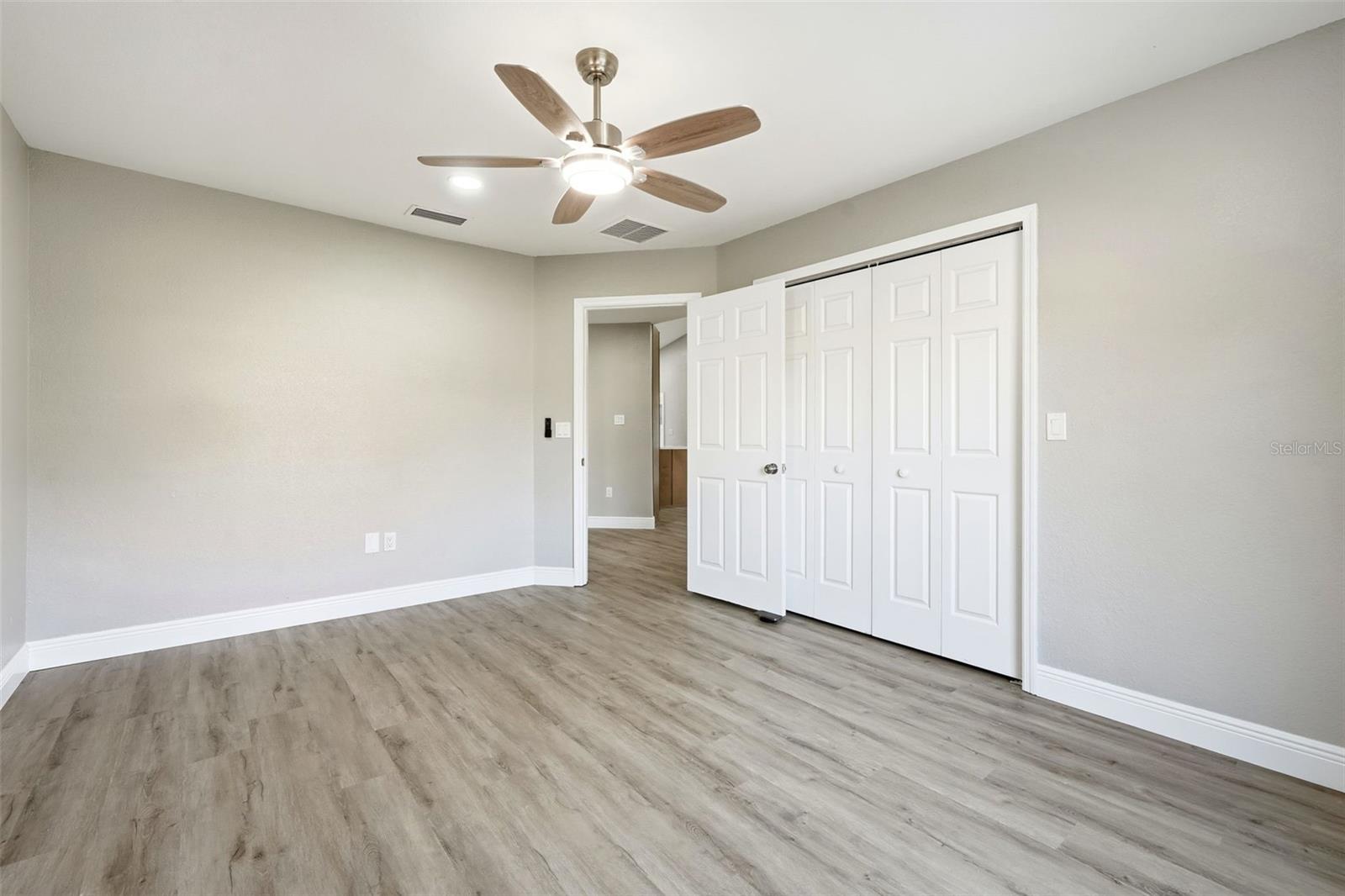 ROSEWOODS - Residential