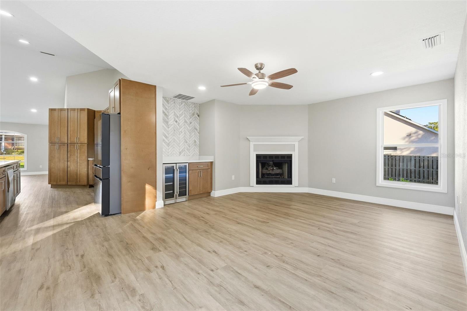 ROSEWOODS - Residential