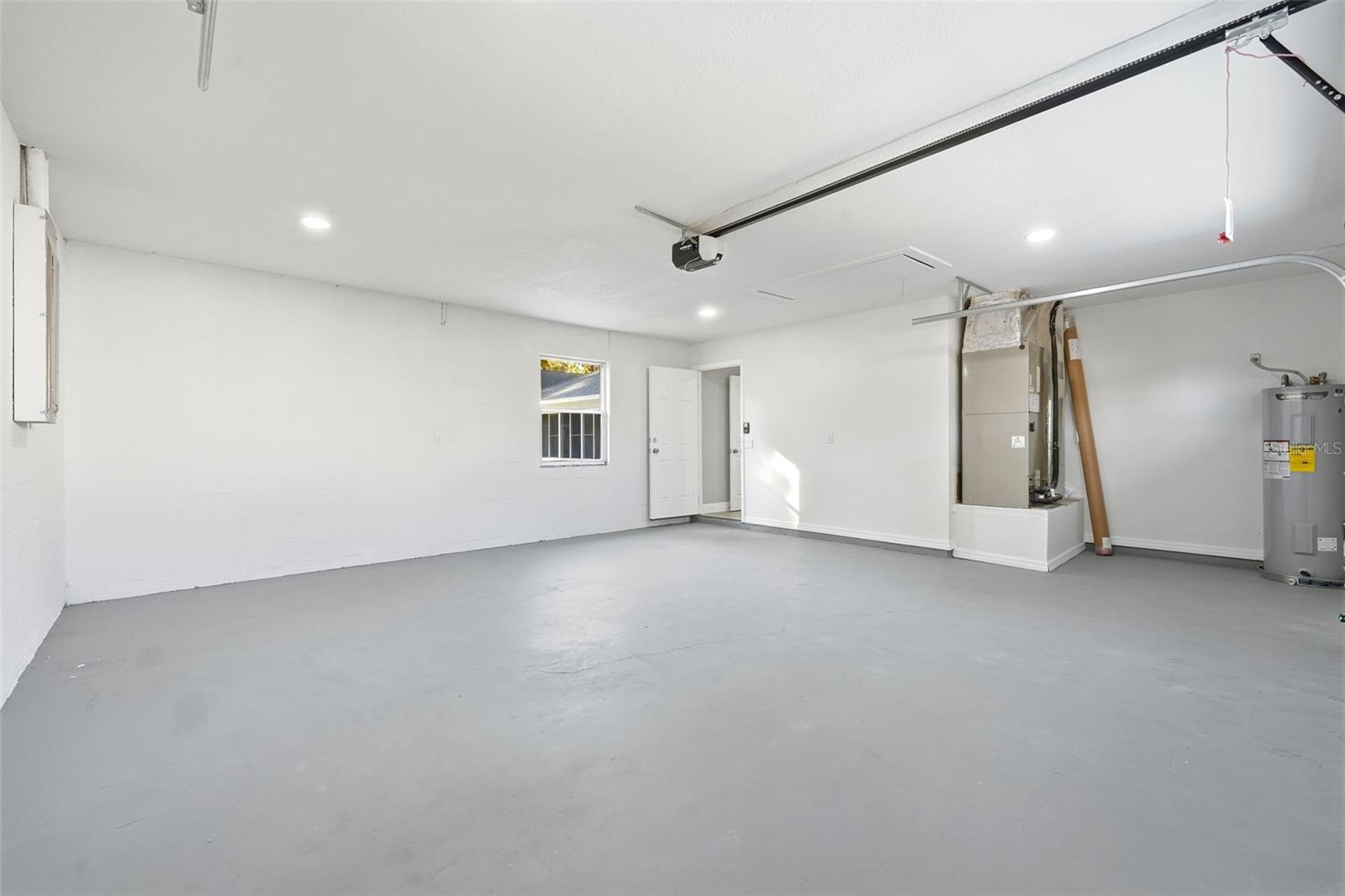 ROSEWOODS - Residential